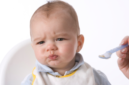 baby start eating cereal